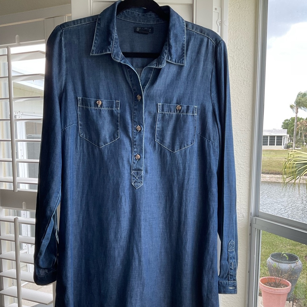 Like New Lucky Brand Popover Denim Shirt Dress, Size M, Long Sleeve, Lightweight